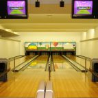 ボウリング室